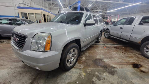 2010 GMC Yukon XL for sale at Car Planet Inc. in Milwaukee WI
