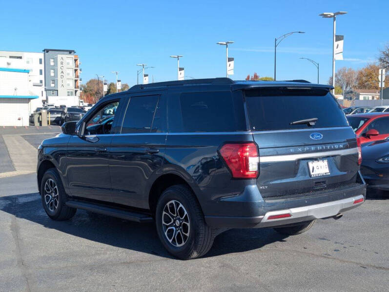 2024 Ford Expedition XLT