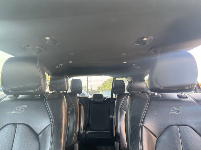 2021 Chrysler Pacifica Touring L