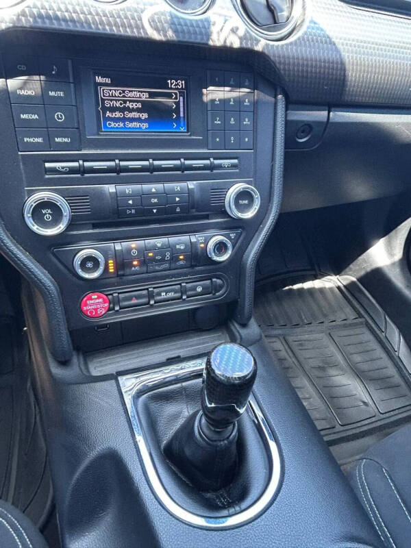 2017 Ford Mustang