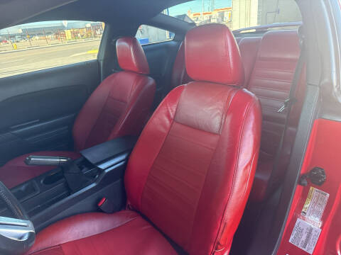 2005 Ford Mustang GT Premium