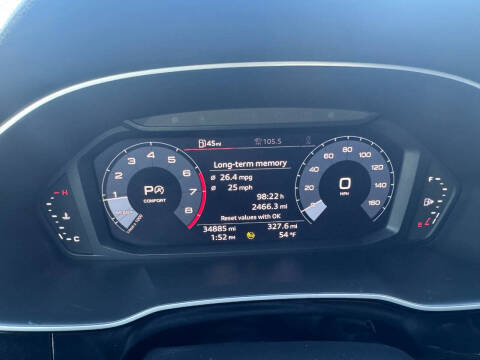 2021 Audi Q3 quattro Premium 40 TFSI