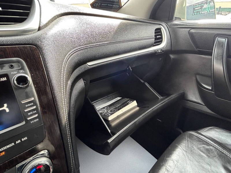 2016 Chevrolet Traverse LT