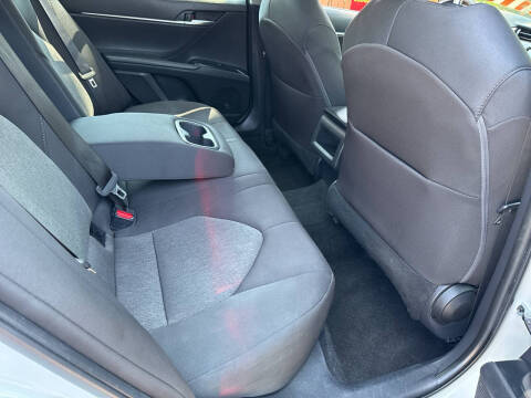 2019 Toyota Camry LE