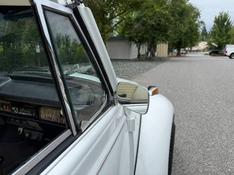 1977 Volkswagen Super Beetle
