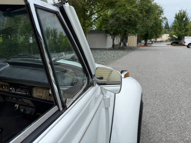 1977 Volkswagen Super Beetle
