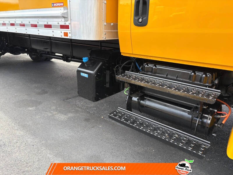 2019 International DuraStar 4300