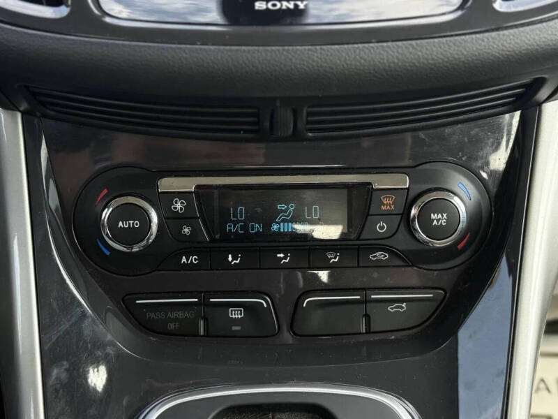 2013 Ford C-MAX Hybrid SEL