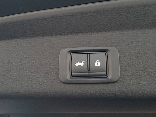 2025 Mitsubishi Outlander PHEV SE