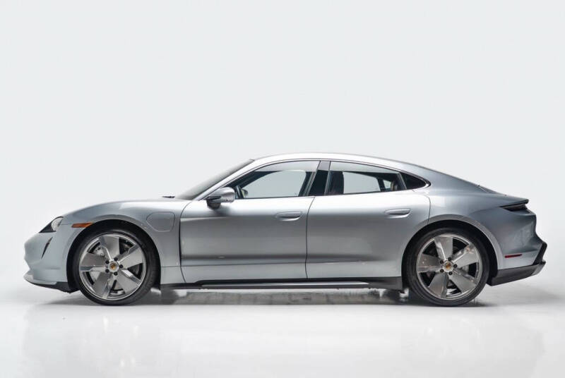 2020 Porsche Taycan Turbo