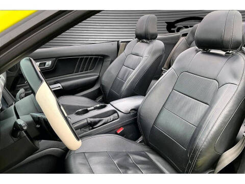 2021 Ford Mustang EcoBoost Premium