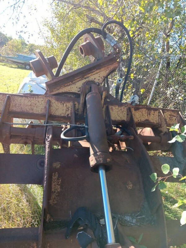 Dual Ram Heavy Grapple