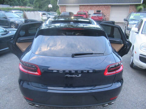 2018 Porsche Macan S