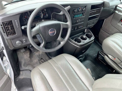 2024 GMC Savana 2500