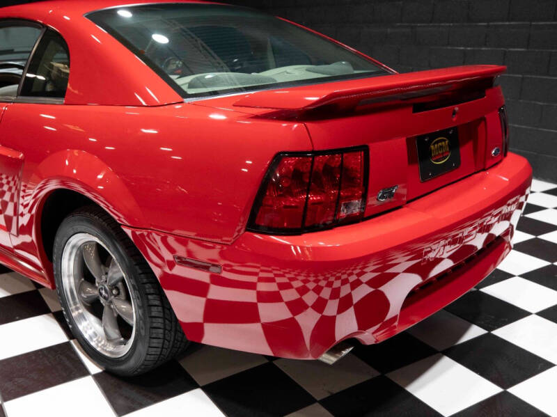 2003 Ford Mustang GT Deluxe