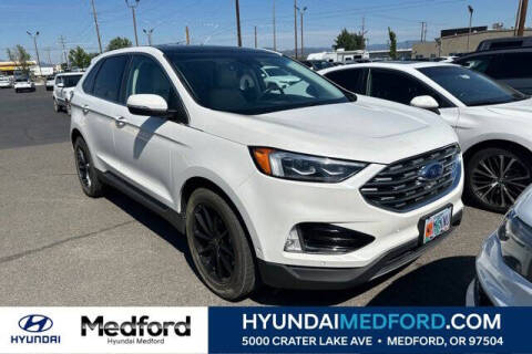 2020 Ford Edge Titanium