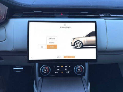 2023 Land Rover Range Rover P400 SE