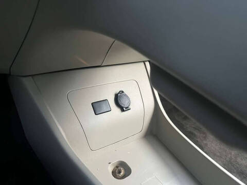 2013 Toyota Prius Three