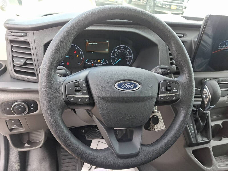 2025 Ford Transit