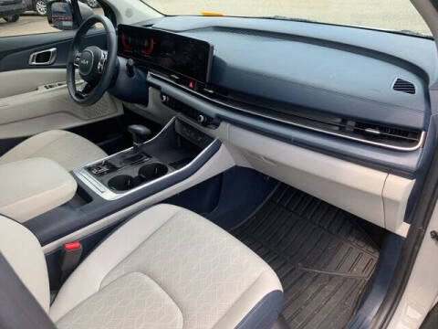 2025 Kia Carnival EX