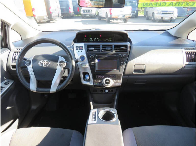 2014 Toyota Prius v