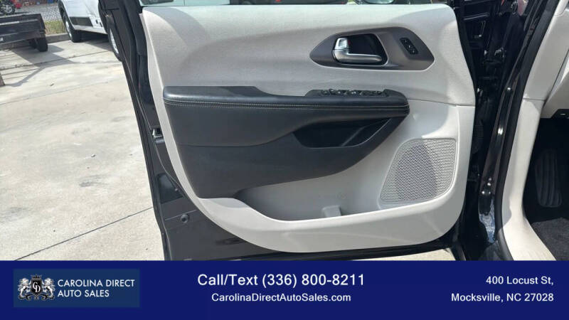 2022 Chrysler Pacifica Touring L