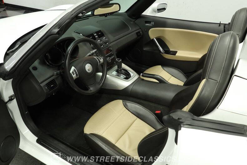 2009 Saturn SKY Red Line