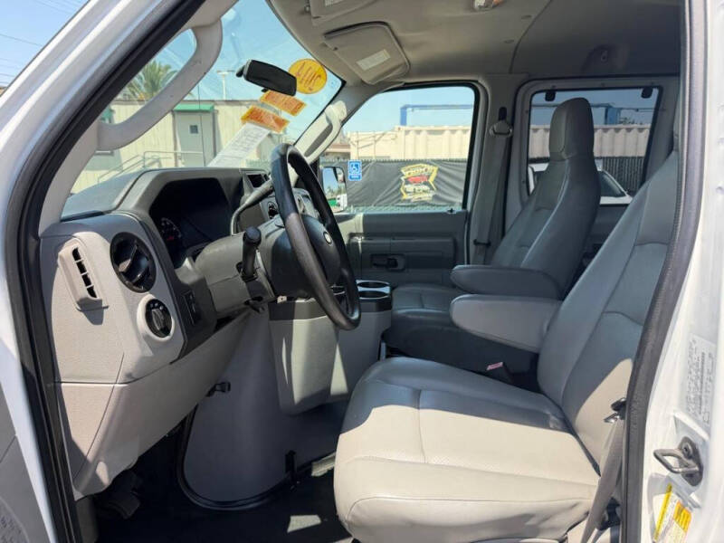 2014 Ford E-Series