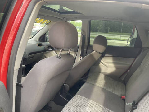 2007 Ford Focus ZX4 S
