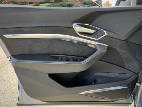 2021 Audi e-tron Sportback quattro Prestige