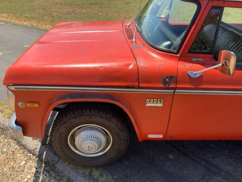 1969 Dodge D200 Pickup