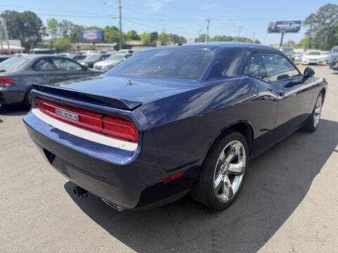 2013 Dodge Challenger R/T Plus