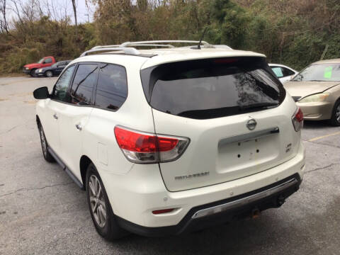 2014 Nissan Pathfinder SV