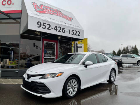 2019 Toyota Camry for sale at Mainstreet Motor Company in Hopkins MN