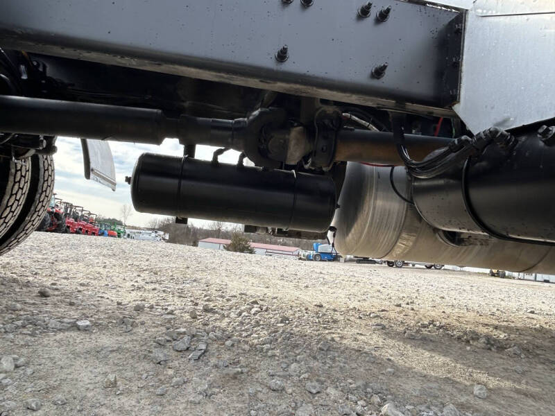 2016 Peterbilt 579 Road 579 Road Tractor