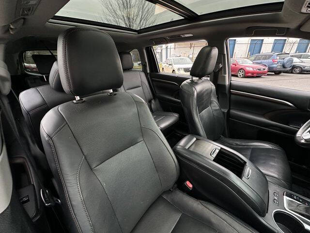 2016 Toyota Highlander Limited Platinum