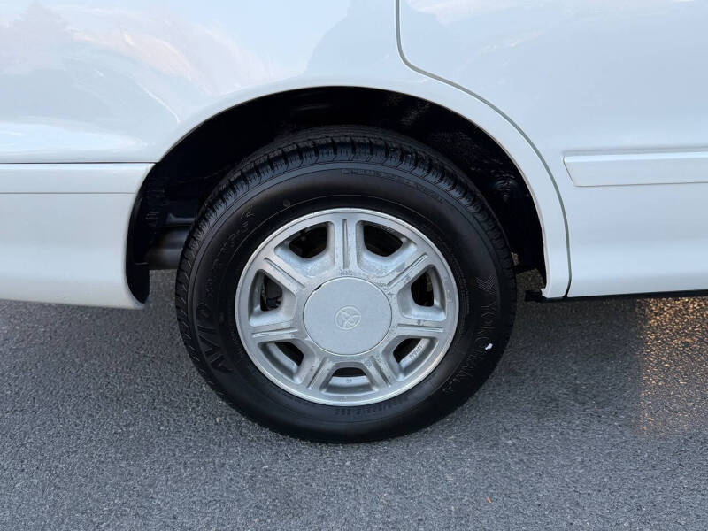 1996 Toyota Avalon XLS