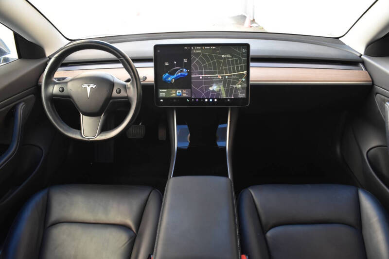 2018 Tesla Model 3 Mid Range