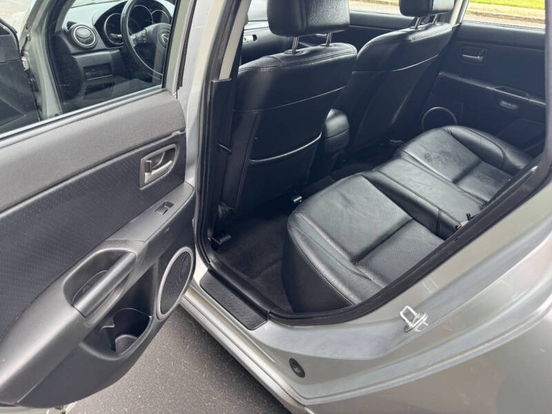 2005 Mazda MAZDA3 s