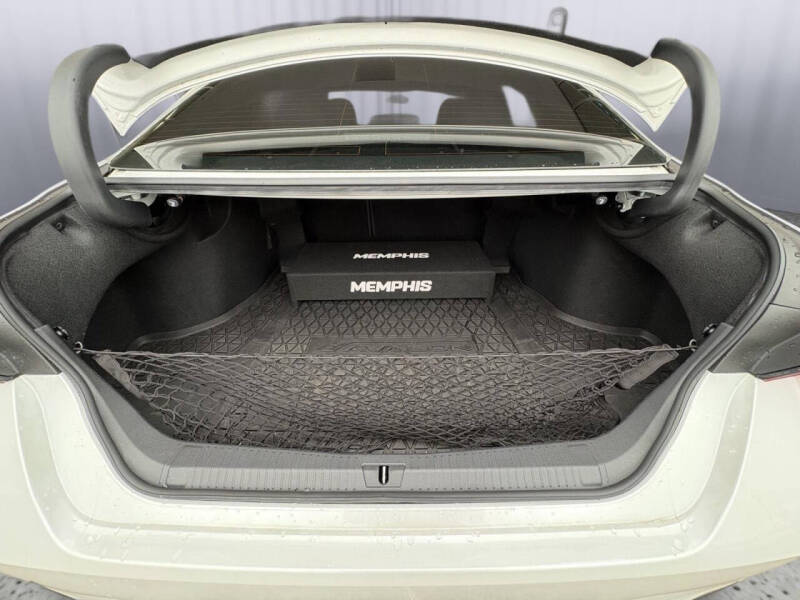 2022 Toyota Avalon Hybrid XSE Nightshade