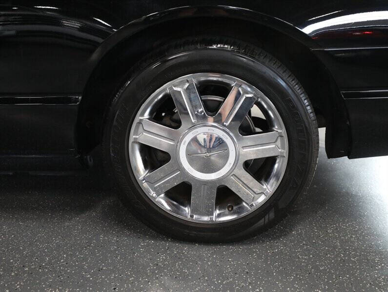 2004 Ford Thunderbird Deluxe