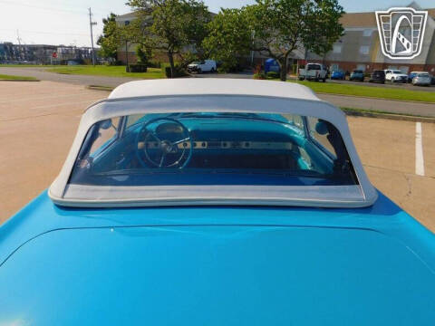 1956 Ford Thunderbird