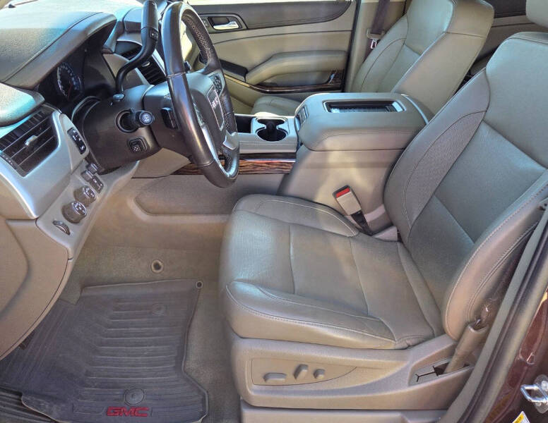 2017 GMC Yukon SLT