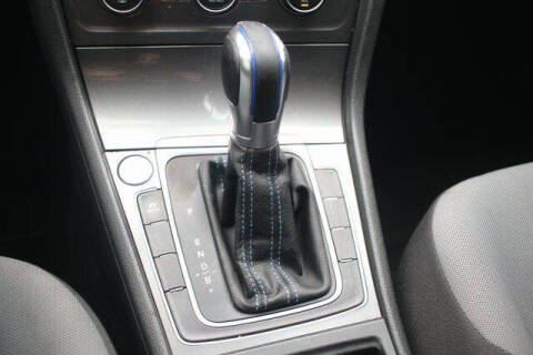 2016 Volkswagen e-Golf SE