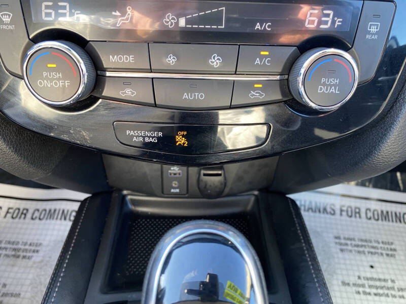 2017 Nissan Rogue Hybrid SL