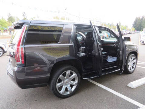 2015 Cadillac Escalade Luxury