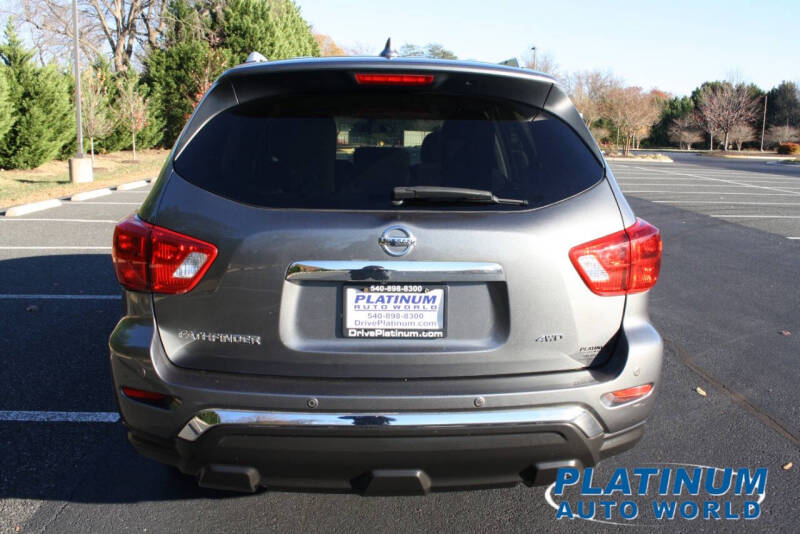 2019 Nissan Pathfinder S