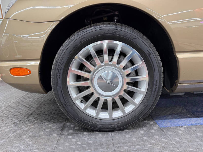 2005 Ford Thunderbird Deluxe