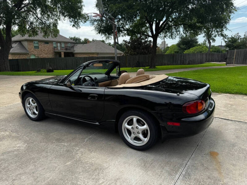 2000 Mazda MX-5 Miata LS