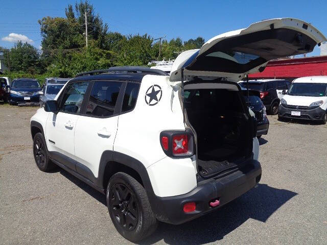 2017 Jeep Renegade Deserthawk